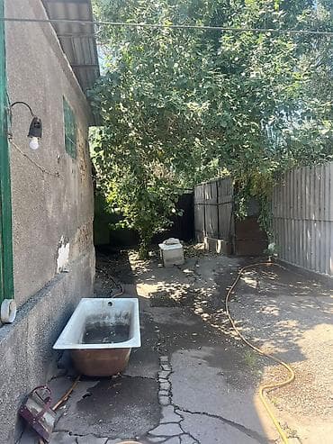 чон арвк: Продаётся земельный участок с домом и хозпостройками. Расположение: с — 4