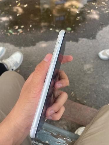 ipod touch: IPhone Xr, 128 ГБ, Белый, Чехол — 7