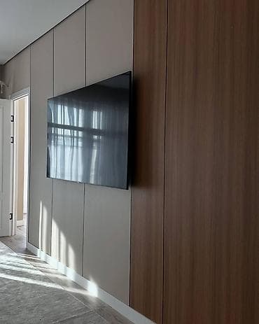 Декоративные стеновые панели под дерево и однотонные для интерьеров -