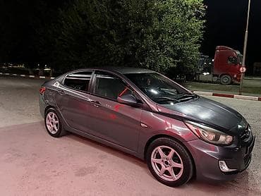 водный аттракцион: Hyundai Solaris: 2011 г., 1.6 л, Автомат, Бензин, Седан — 6