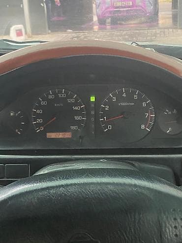 Nissan Cefiro: 1997 г., Автомат, Седан — 4