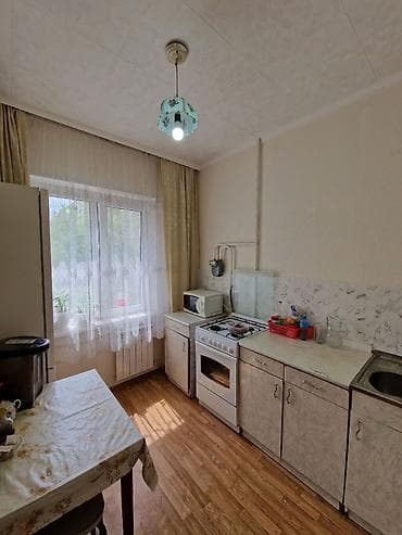 Батирлер: 3 бөлмө, 62 м², 10-мкр 105-серия, 3 кабат, Косметикалык оңдоо — 7