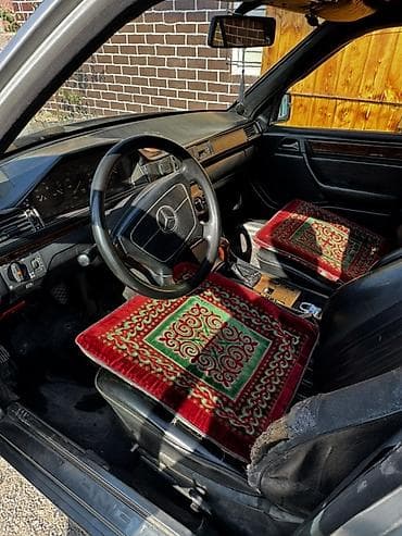 mersedez 124: Mercedes-Benz W124: 1990 г., 2 л, Механика, Дизель, Седан — 7