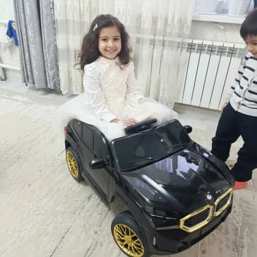 машина детский электромобиль: Детский электрокар, Б/у — 1