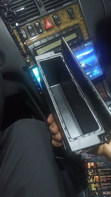 спидометр на спринтер: На мерседес 210 авангард бардочек консоли в хорошем состоянии механизм — 2