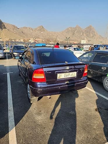 sm x: Opel Astra: 1998 г., Механика, Хэтчбэк — 5