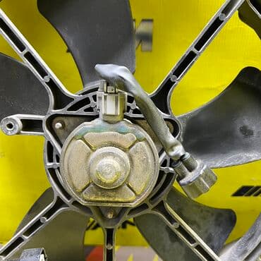 ремонт радиаторов охлаждения автомобилей: Вентилятор Mazda Оригинал, Япония — 4