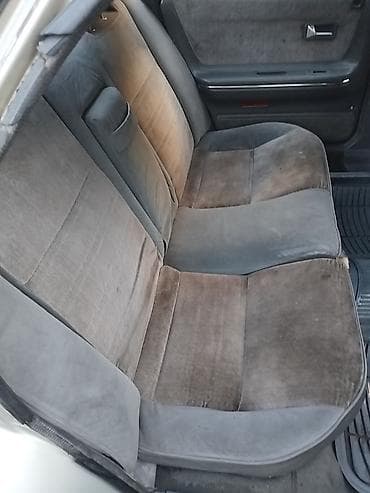 mc 2000: Mazda 626: 1991 г., 2 л, Механика, Бензин, Седан — 9