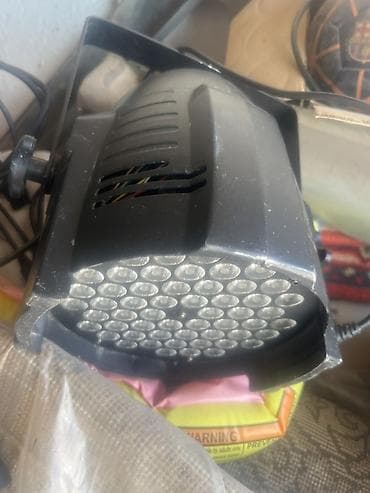 Прожекторлор: Сценические LED-прожекторы Weinas (пар-тип) - Модель: Weinas, корпус — 3