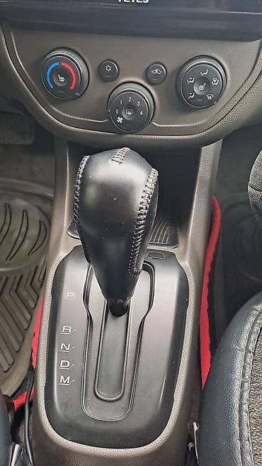 mini coper: Chevrolet Cobalt: 2013 г., 1.5 л, Автомат, Газ, Седан — 4
