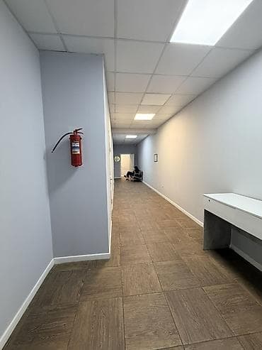 Коммерческая недвижимость: Светлое офисное помещение 47 м2, open-space. -Токтогула — 4