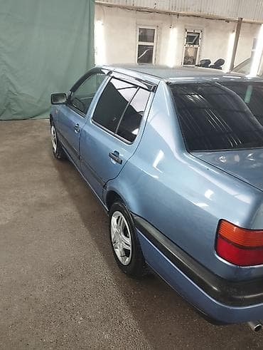 yamaha vx: Volkswagen Vento: 1992 г., 1.8 л, Автомат, Бензин, Седан — 3