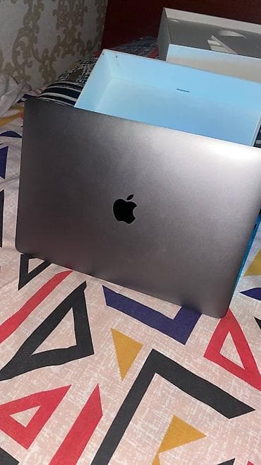 мак буук: Ноутбук, Apple, 8 ГБ ОЗУ, Apple M1, 13.3 " — 2