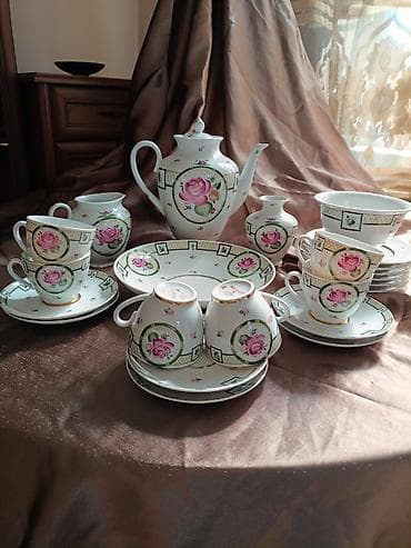 Посуда: Фарфоровый винтажный кофейно-чайный сервиз с ручной росписью «Розы» — 4