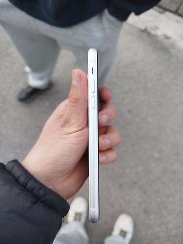 samsung fold3: IPhone Xr, Б/у, 64 ГБ, White Titanium, 78 % — 3