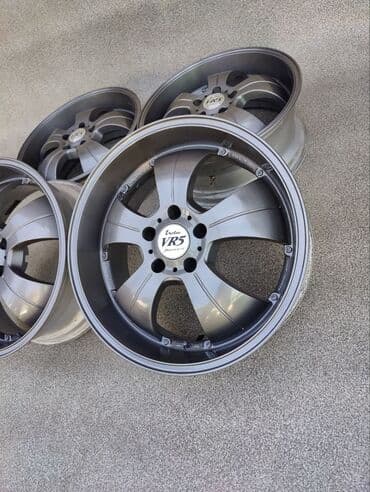 зимние шины на ниву 21214: Литые Диски R 18 Комплект, отверстий - 5, Б/у — 4