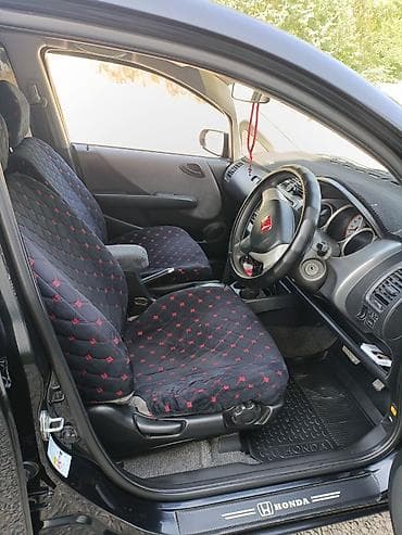 00: Honda Fit: 2005 г., 1.3 л, Автомат, Бензин, Хэтчбэк — 4