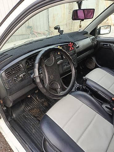 бампер фольксваген: Volkswagen Golf: 1993 г., 1.8 л, Механика, Бензин, Хэтчбэк — 7