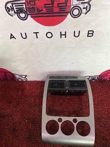 second tech: Сenter console Toyota 2002 г., Б/у, Оригинал, Япония — 1