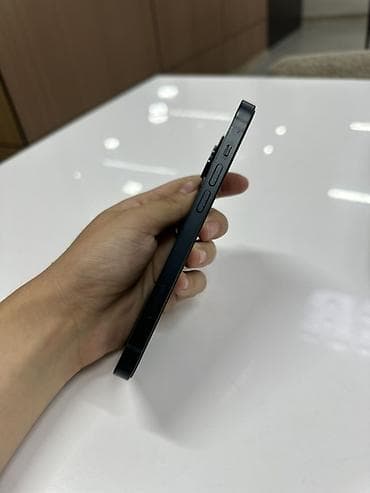 цена айфона 13 в бишкеке: IPhone 13, Midnight, Кабель — 3