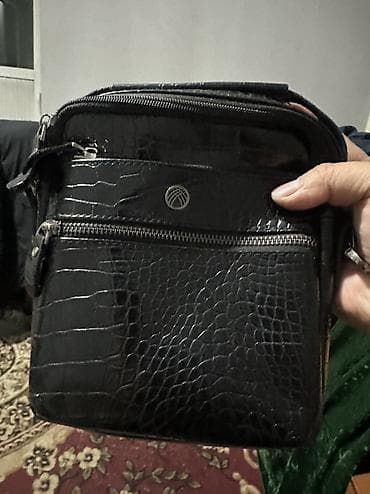 Мырзалардын бут кийими: Все барсетки оригинал кожа
Удобные все компактные, не большие — 2