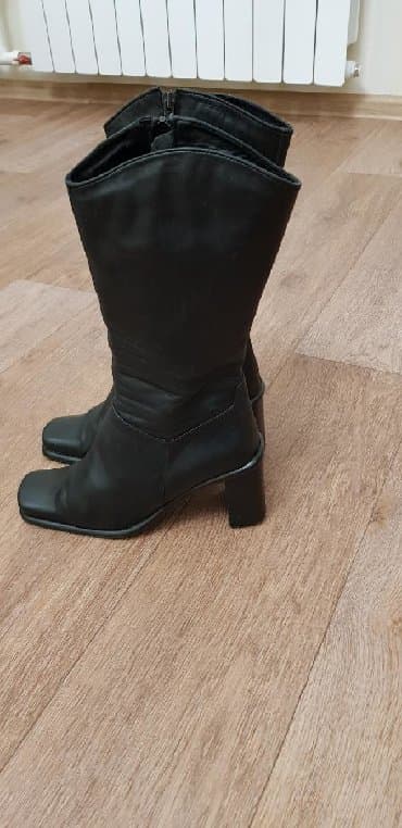 женские зимние сапоги из натуральной кожи и меха: Продаю б/у кожаные демисезонные сапожки женские (италия). В отличном — 4