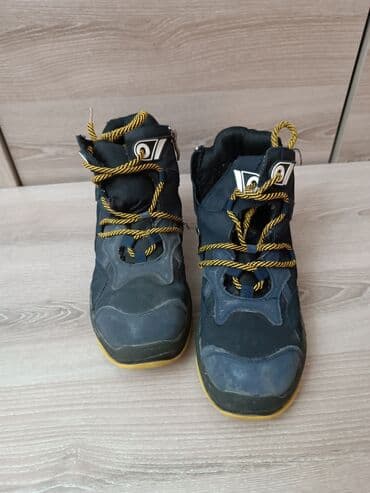 детская ортопедическая обувь: Удобные детские ботинки черного цвета с яркими желтыми шнурками и — 3