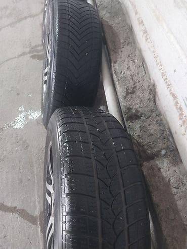 шины бу бишкек 15: Дөңгөлөктөр монтажда 175 / 70 / R <13, Кыш, Колдонулган, Комплект, Жеңил унаалар, Куйма, тешиктери - 4 — 5