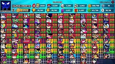 iphone 4с: Продаю — 2