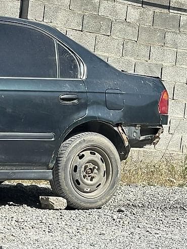 Honda Civic: 1998 г., Автомат, Бензин, Седан — 3