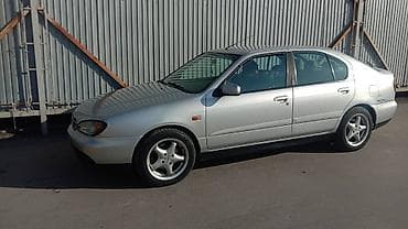 Транспорт: Nissan Primera: 2000 г., 1.8 л, Кол менен иштөөчү, Бензин, Лифтбек — 4