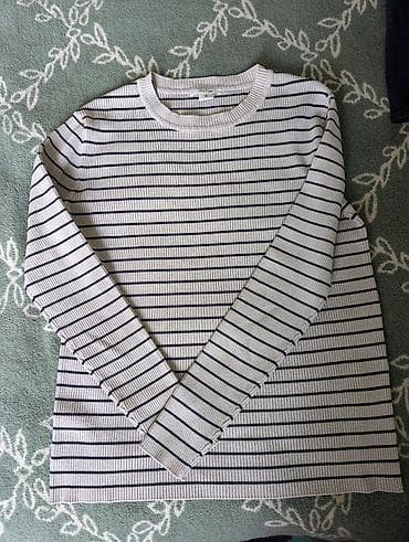 Кофта, Облегающая, Осень-весна, M at lalafo.kg Кофта, Облегающая, Осень-весна, M