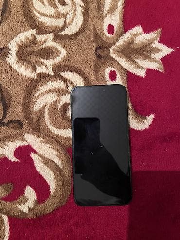 google fold: IPhone 15 Pro, Black Titanium — 2