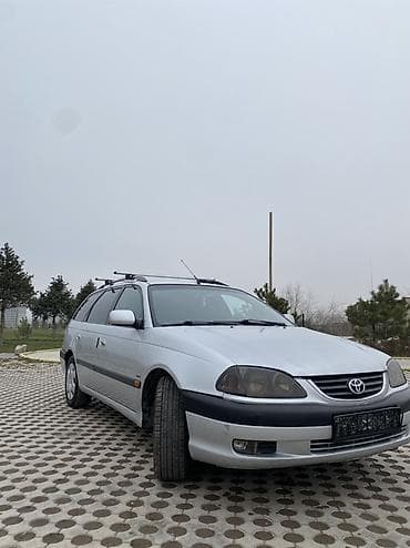 infinity fx35: Toyota Avensis: 2001 г., 1.8 л, Механика, Бензин, Универсал — 2