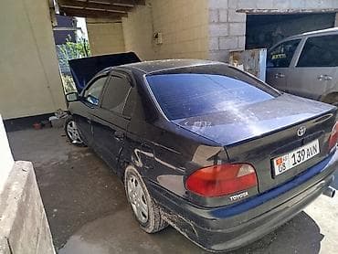 audi s8: Toyota Avensis: 1998 г., 1.8 л, Ручные, Газ, Седан — 5