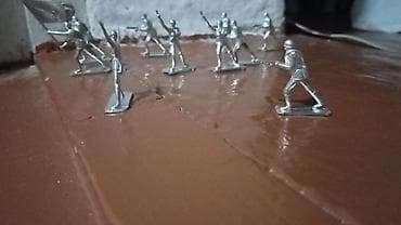 форма солдат: Набор советских литых солдатиков в оригинальной коробке Описание: - — 4