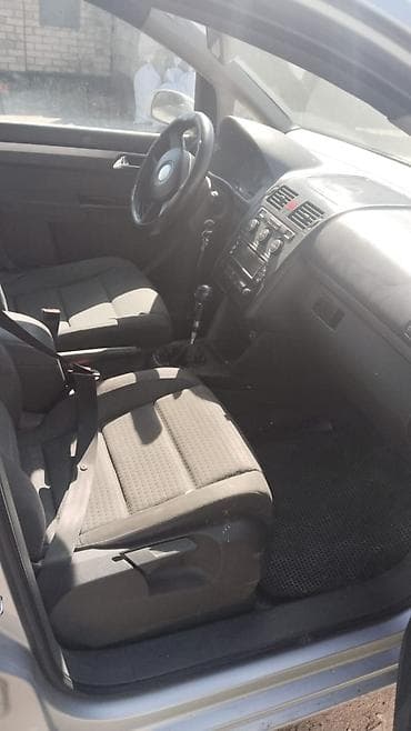 transporter multivan: Volkswagen Touran: 2005 г., 1.6 л, Механика, Дизель, Минивэн — 6
