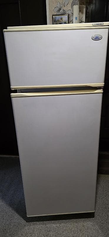 dyson v15: Холодильник Atlant, Б/у, Двухкамерный, De frost (капельный) — 1