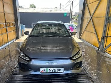 e 303: BYD E2: 2025 г., 0.1 л, Автомат, Электромобиль, Кроссовер — 3