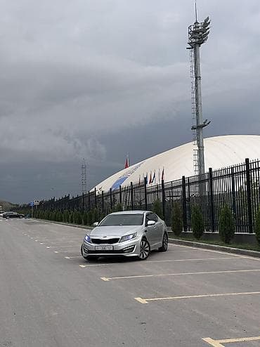 Продажа авто: Kia K5: 2010 г., 2 л, Автомат, Бензин, Седан — 2