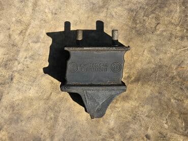 двигател на спринтер: Подушка мотора Mercedes-Benz 1998 г., Б/у, Оригинал, Германия — 1