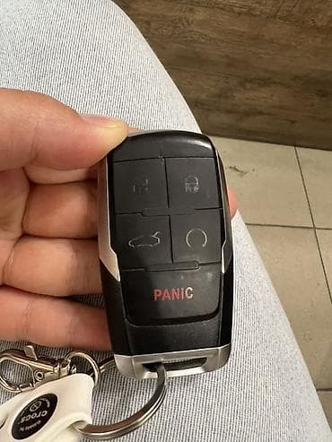 Автозапчасти: Смарт-ключ-брелок для Samsung SM6 (с кнопкой PANIC). Где можно — 1