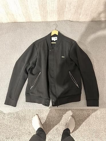 soft shell: Оригинальный бомбер Lacoste Брал за 20’000 сом Новая,носил только — 1