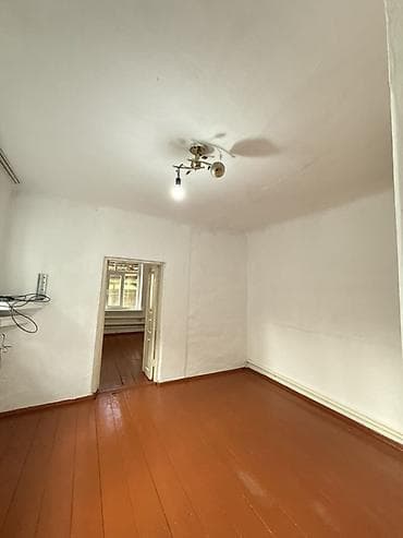 полдом: Продаётся полдома❗️ ✅️2,3 соток ✅️Район:Рабочий городок ✅️Общая — 1