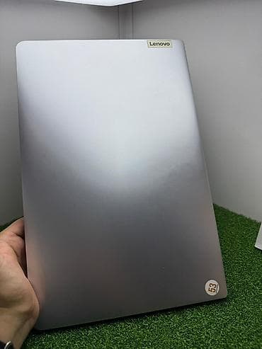 i312: Lenovo (серия IdeaPad) — тонкий 15.6″ ноутбук в серебристом корпусе — 2