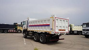 машы: Грузовик, Howo, Стандарт, 3 т, Новый — 4