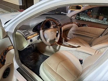 v class: Mercedes-Benz E-Class: 2003 г., 3.2 л, Автомат, Бензин, Седан — 9
