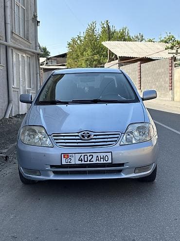Toyota Corolla: 2004 г., 1.4 л, Бензин, Седан