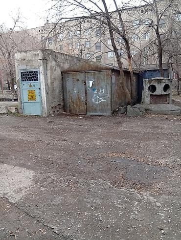 авто гараж: 12 м², Металлический — 5