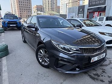 Сдаю в аренду Киа-5, Тойота королла 1,8 гибрид. Депозит 20000 сом